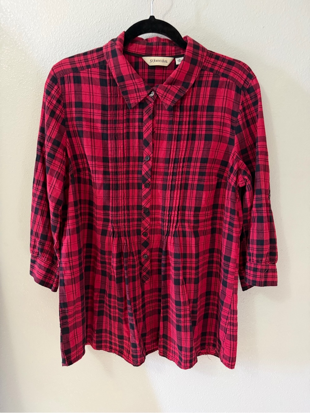 St. John's Bay Red Black Plaid Pintuck Button Front Shirt Women's Size XL